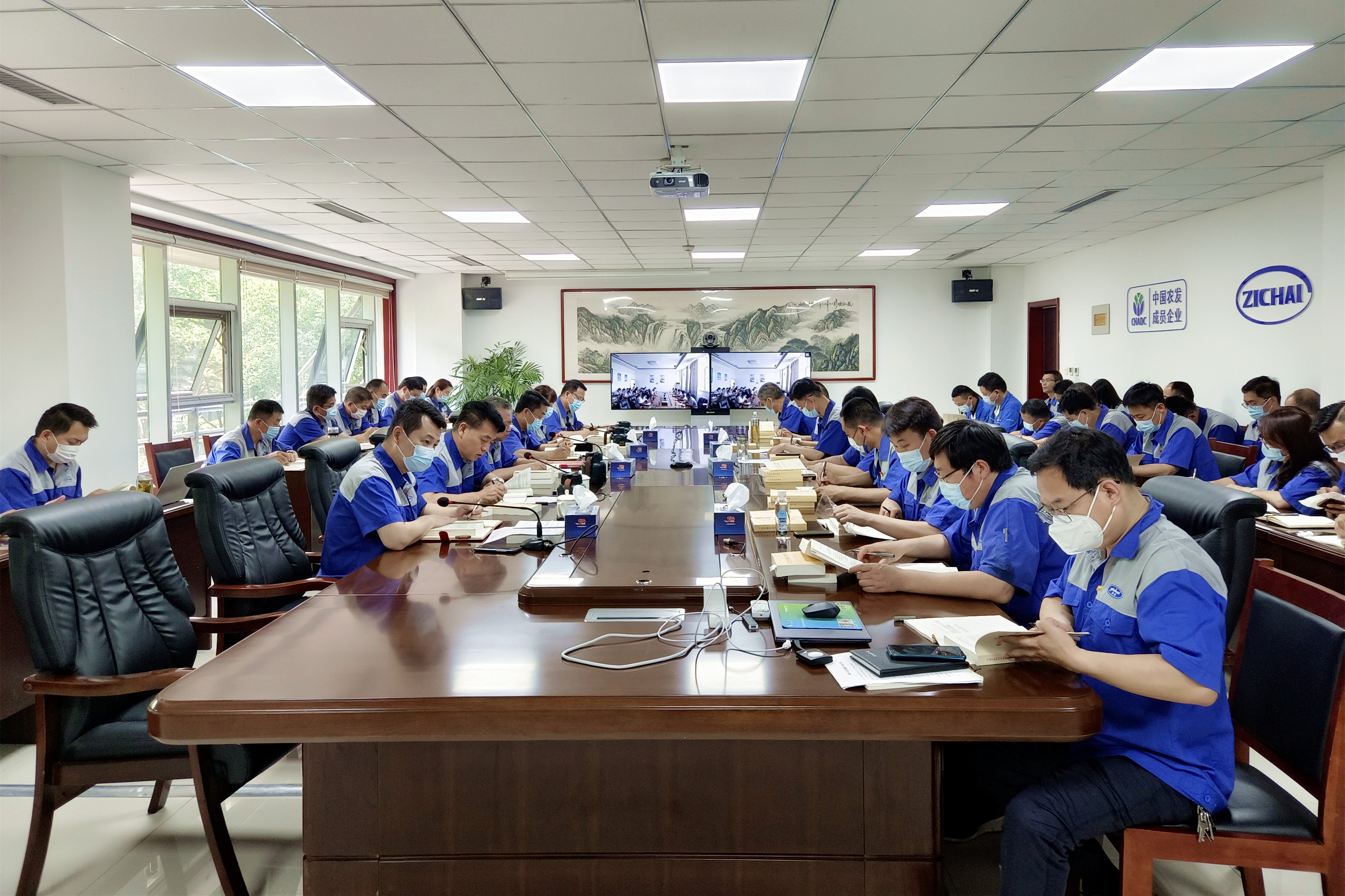 淄柴公司黨委舉辦主題教育讀書班.jpg